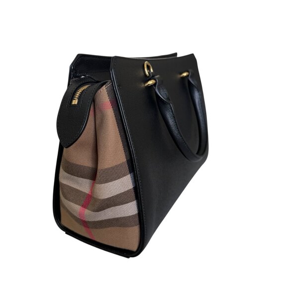 Burberry Banwell Black Leather Shoulder Bag Handbag - Picture 9 of 16